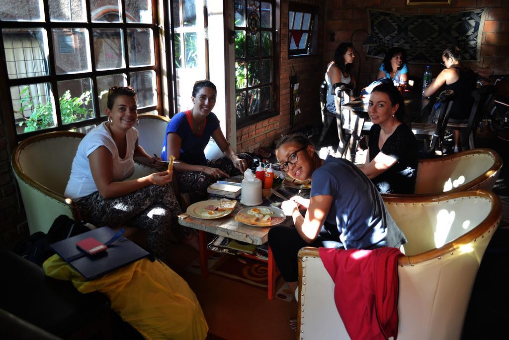 Brickhouse Ayutthaya Guesthouse Est 1986 Eksteriør bilde