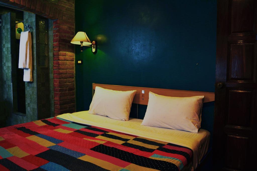 Brickhouse Ayutthaya Guesthouse Est 1986 Eksteriør bilde