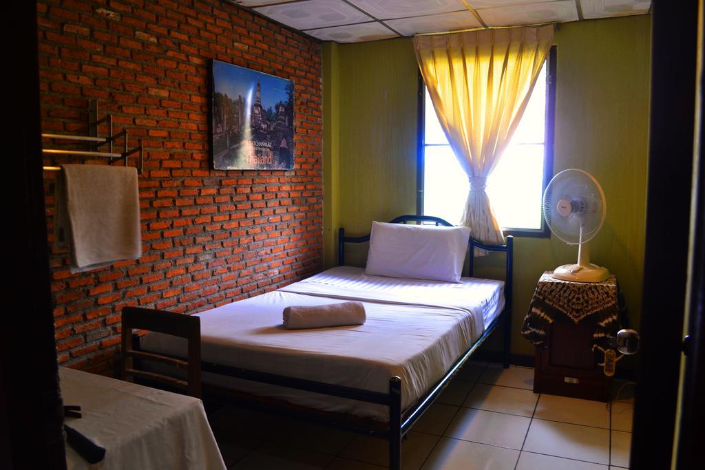 Brickhouse Ayutthaya Guesthouse Est 1986 Eksteriør bilde