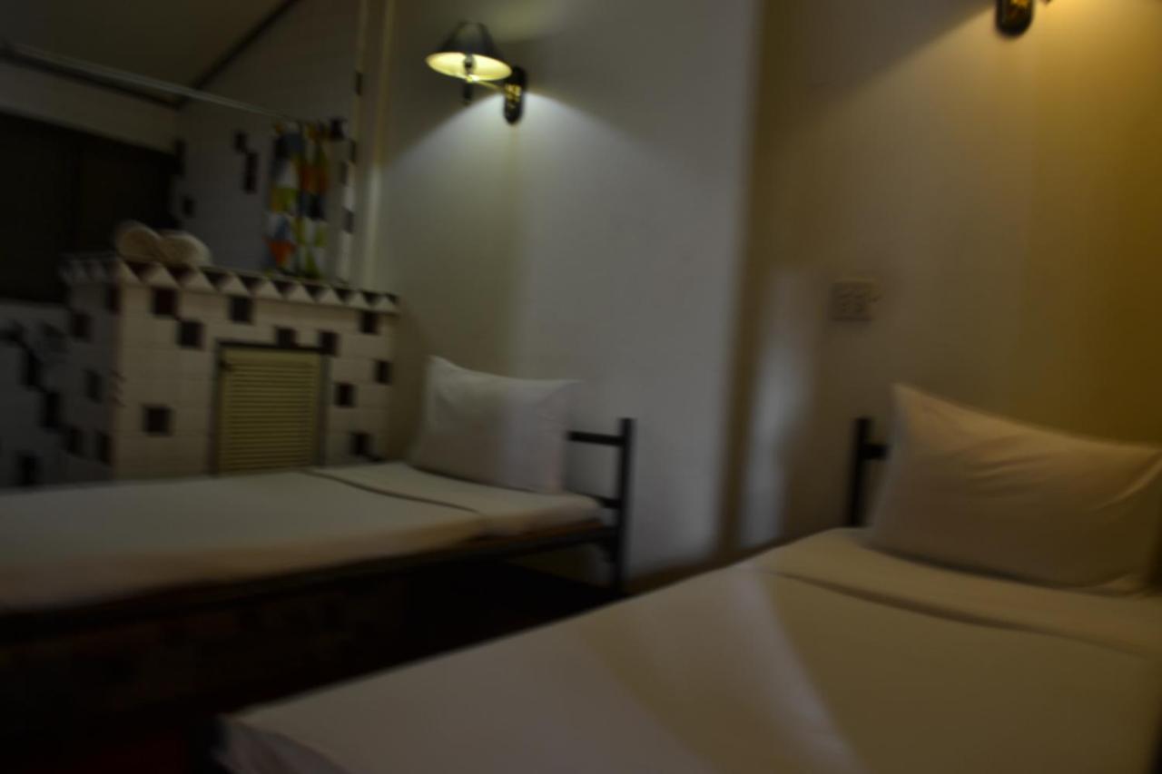 Brickhouse Ayutthaya Guesthouse Est 1986 Eksteriør bilde