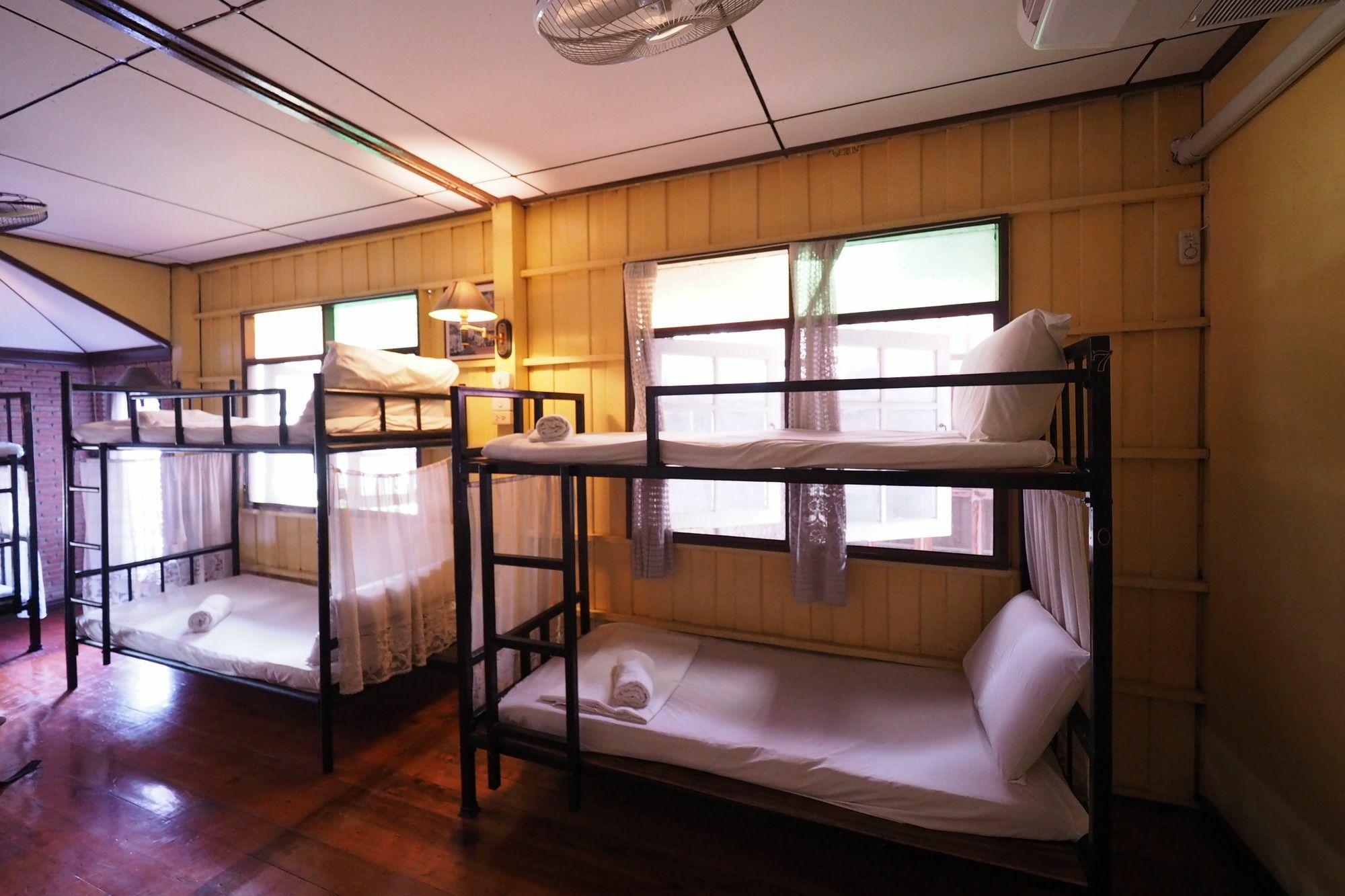 Brickhouse Ayutthaya Guesthouse Est 1986 Eksteriør bilde