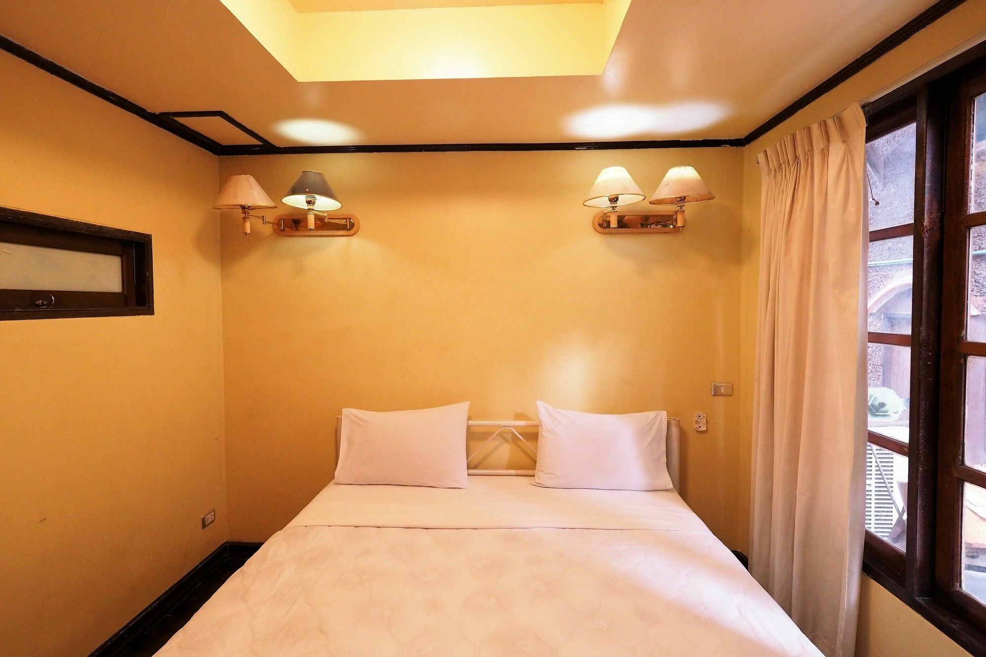 Brickhouse Ayutthaya Guesthouse Est 1986 Eksteriør bilde