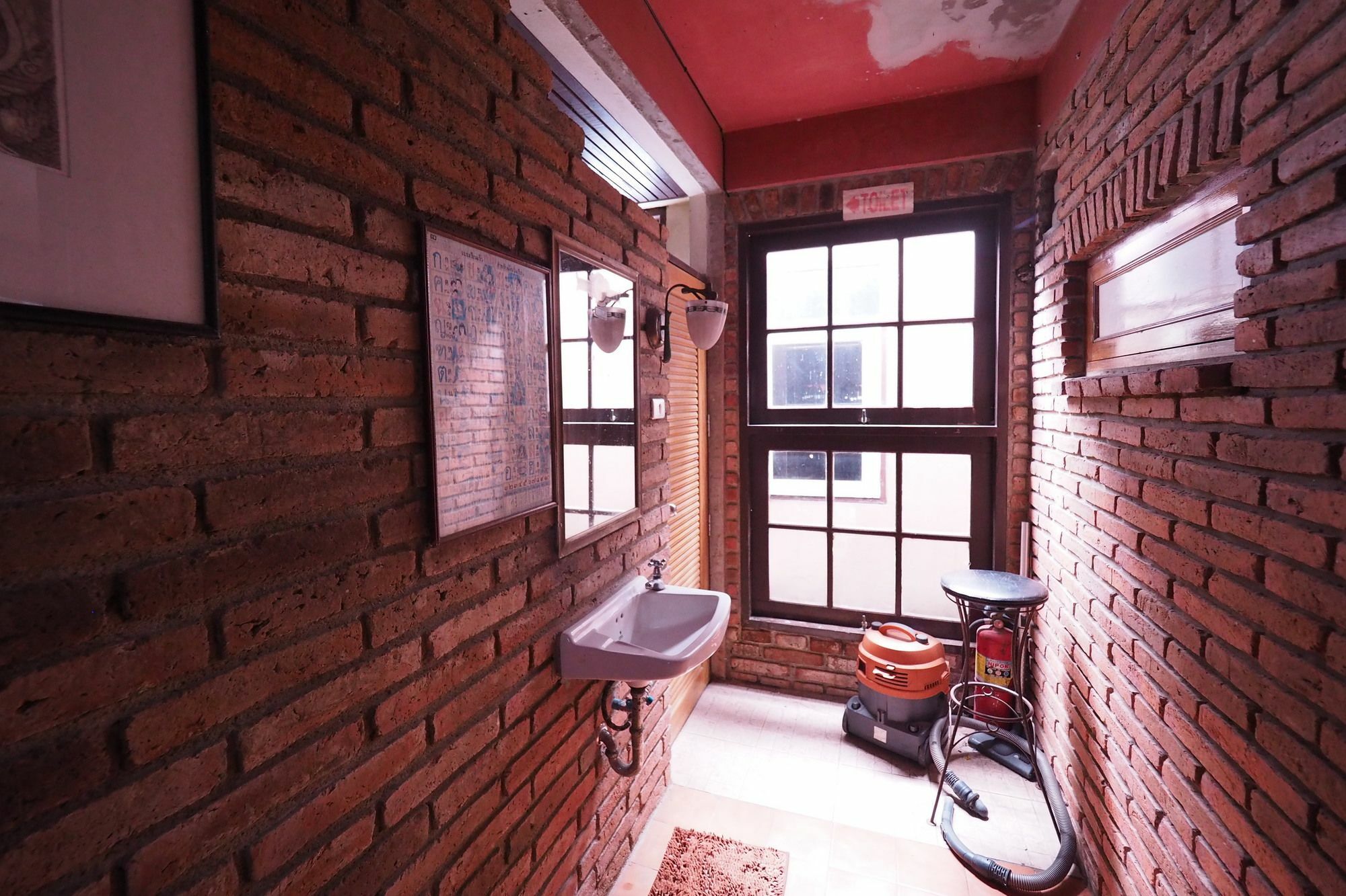 Brickhouse Ayutthaya Guesthouse Est 1986 Eksteriør bilde